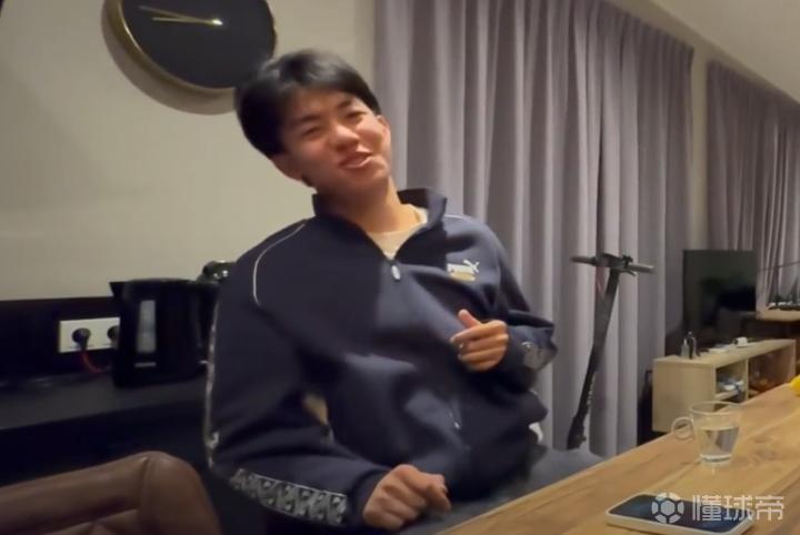 王博豪:我看杜月徴艰难留洋感同身受;作为球员不能满足现状